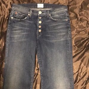 Perfect used condition Hudson so 28 5 button jeans